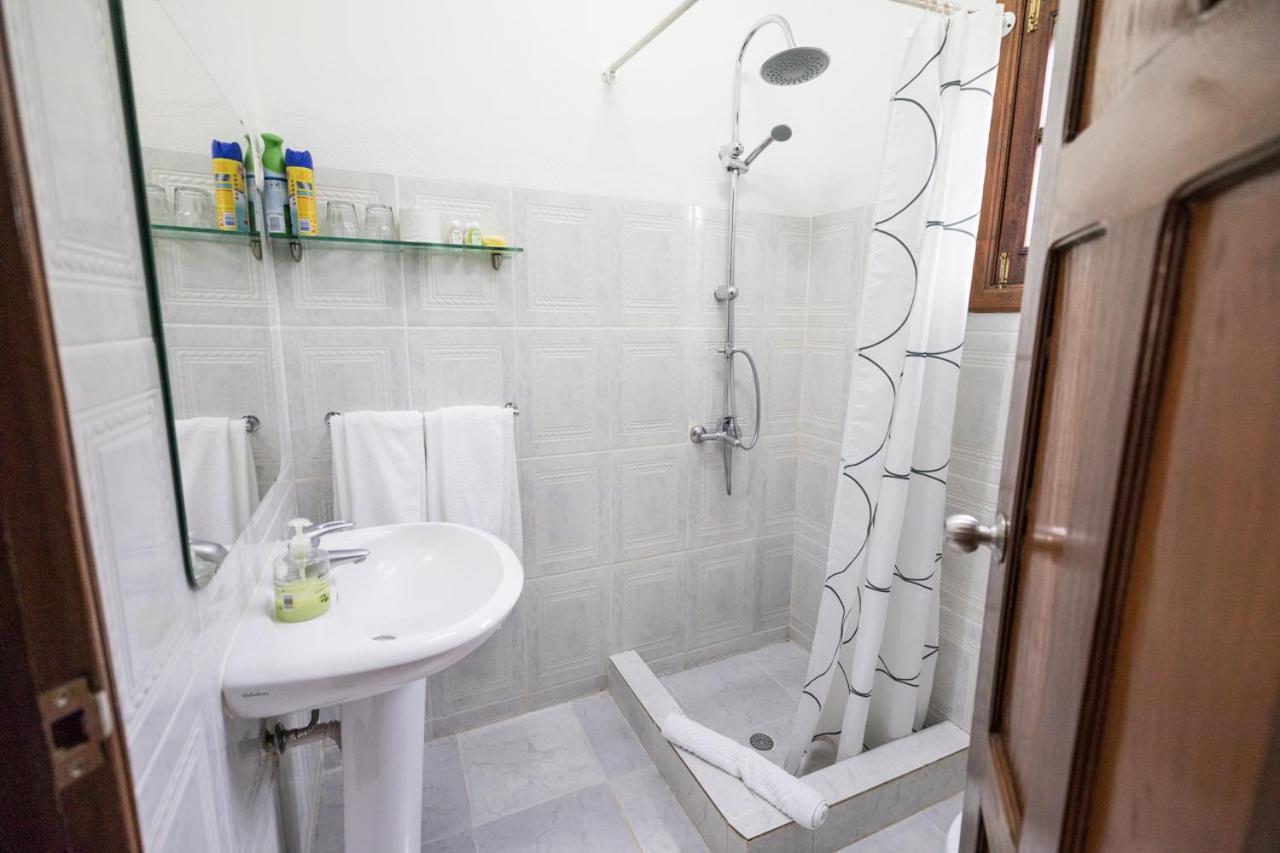 סאו טומה Hotel Praia מראה חיצוני תמונה
