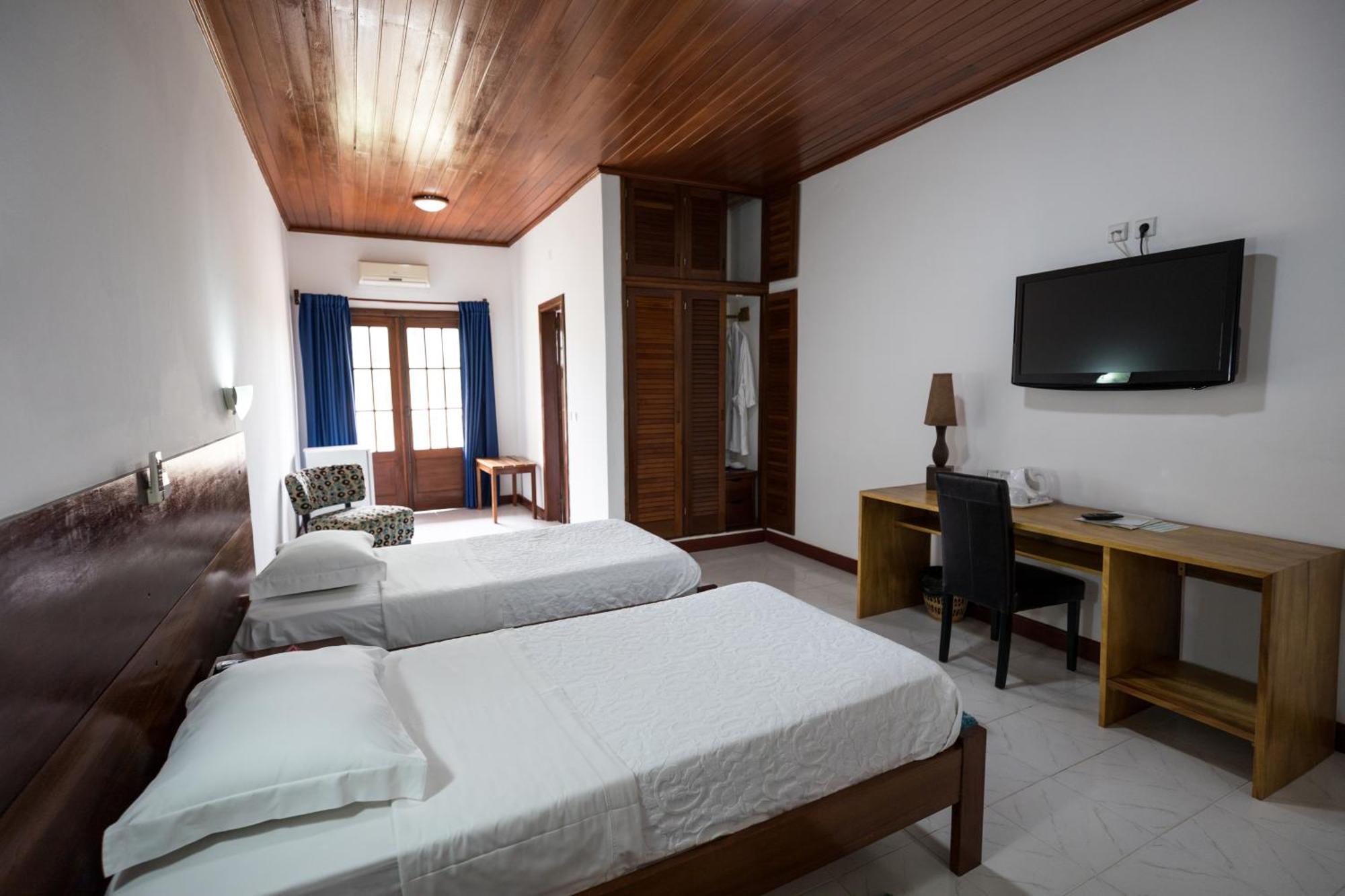 סאו טומה Hotel Praia מראה חיצוני תמונה