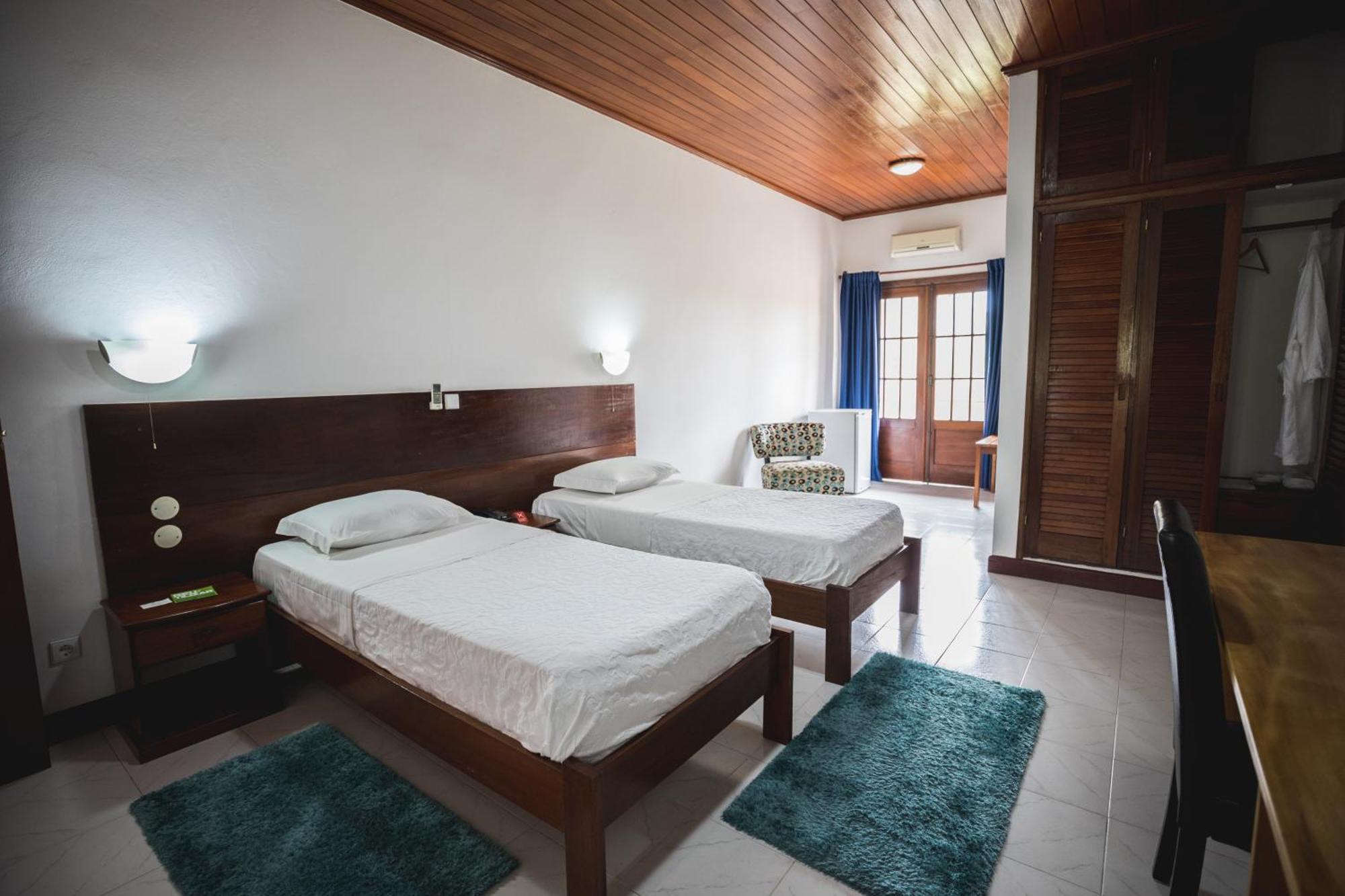 סאו טומה Hotel Praia מראה חיצוני תמונה