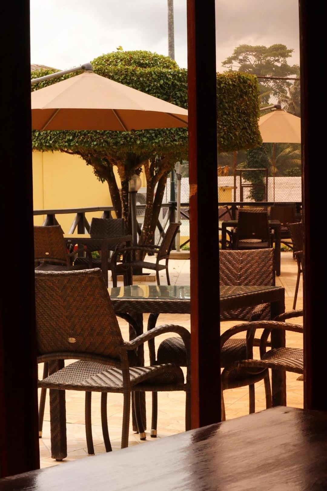 סאו טומה Hotel Praia מראה חיצוני תמונה