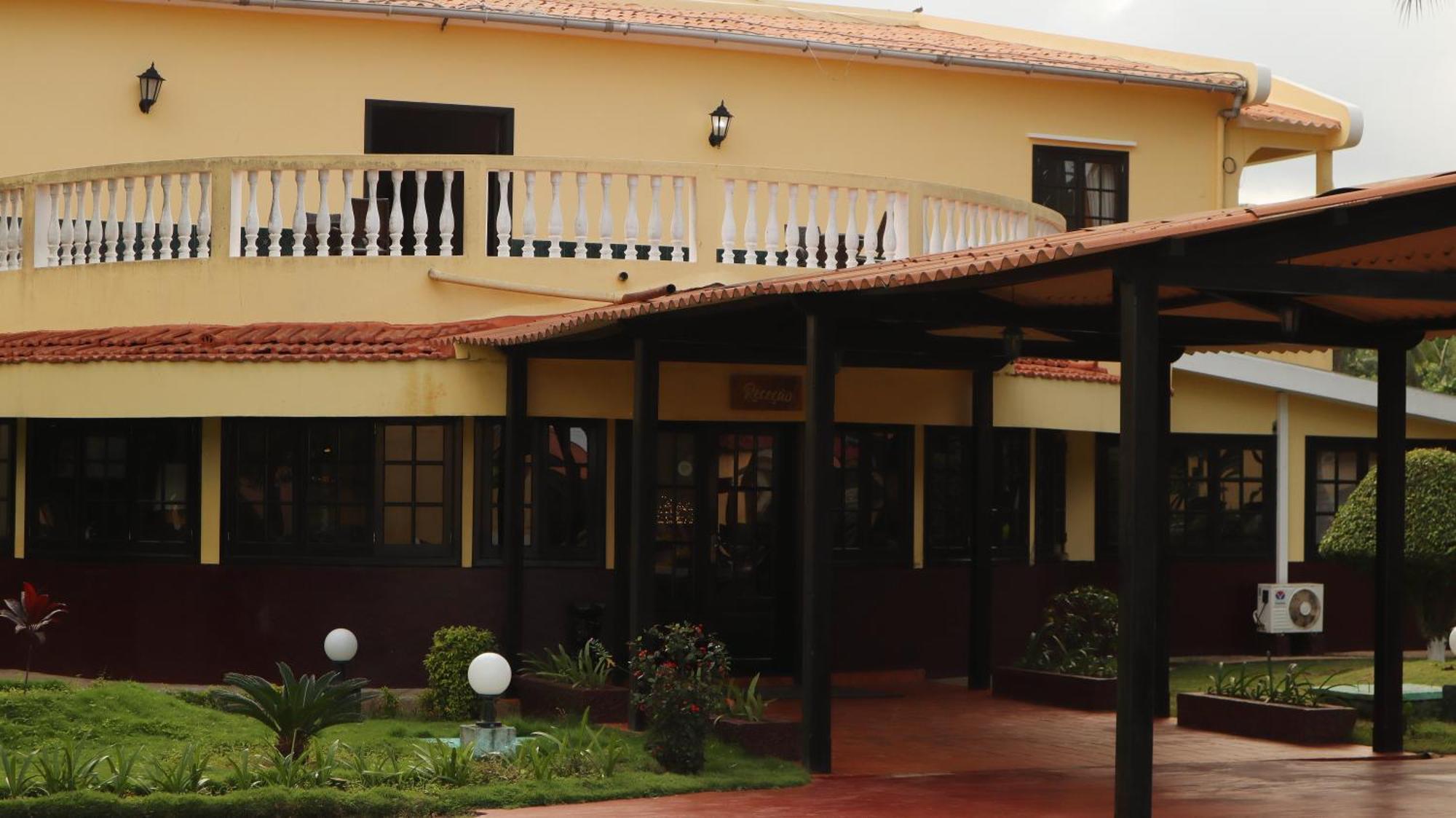 סאו טומה Hotel Praia מראה חיצוני תמונה