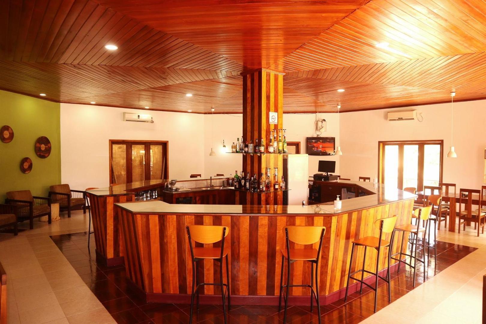 סאו טומה Hotel Praia מראה חיצוני תמונה